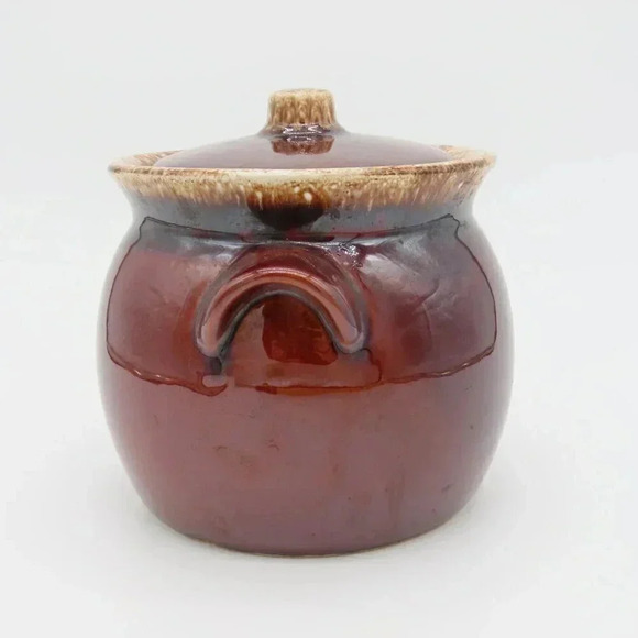 Hull Pottery Bean Pot with Lid Vintage Oven Proof USA Brown Drip Pot - Picture 2 of 9